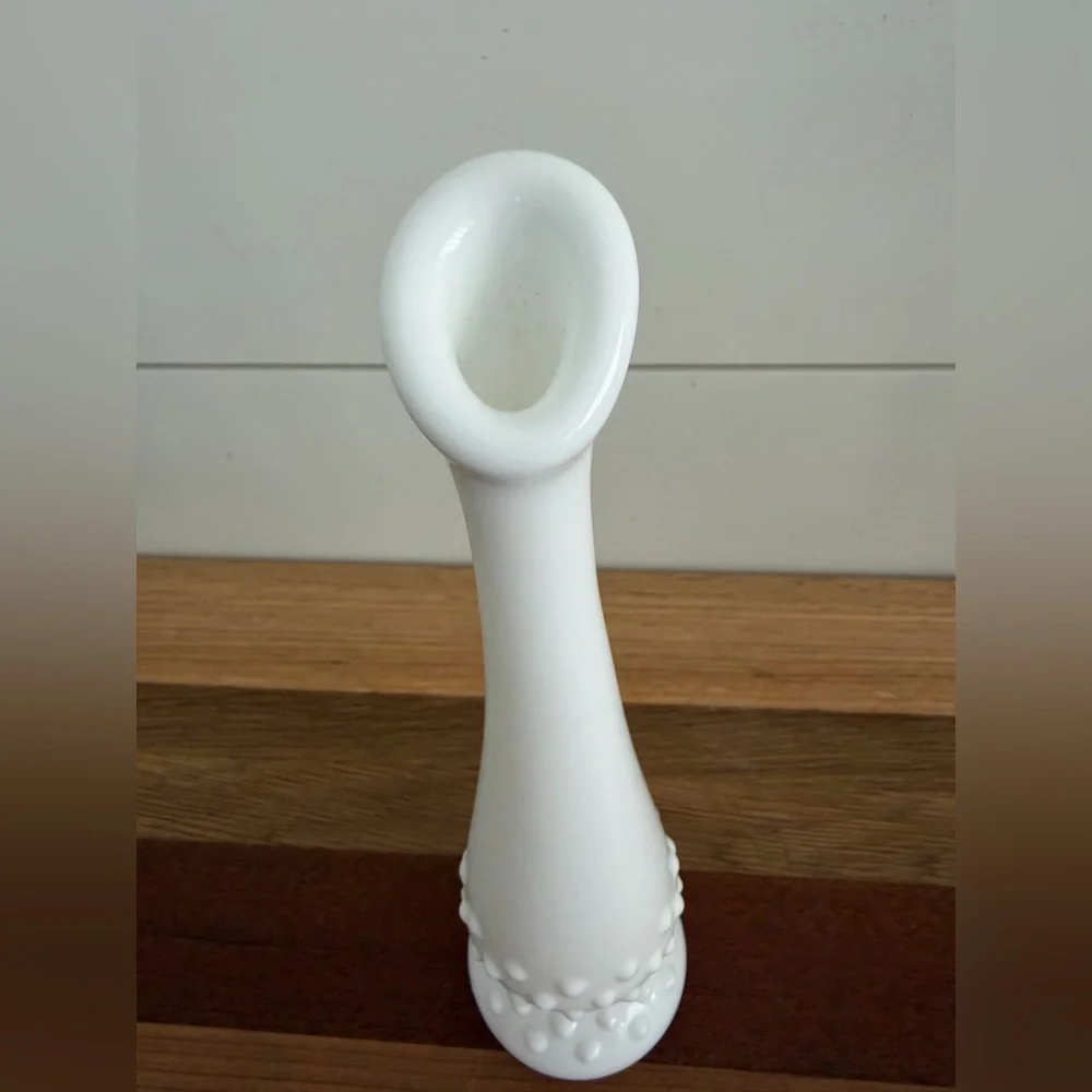 Vintage Fenton White Milk Glass Hobnail Bud Vase